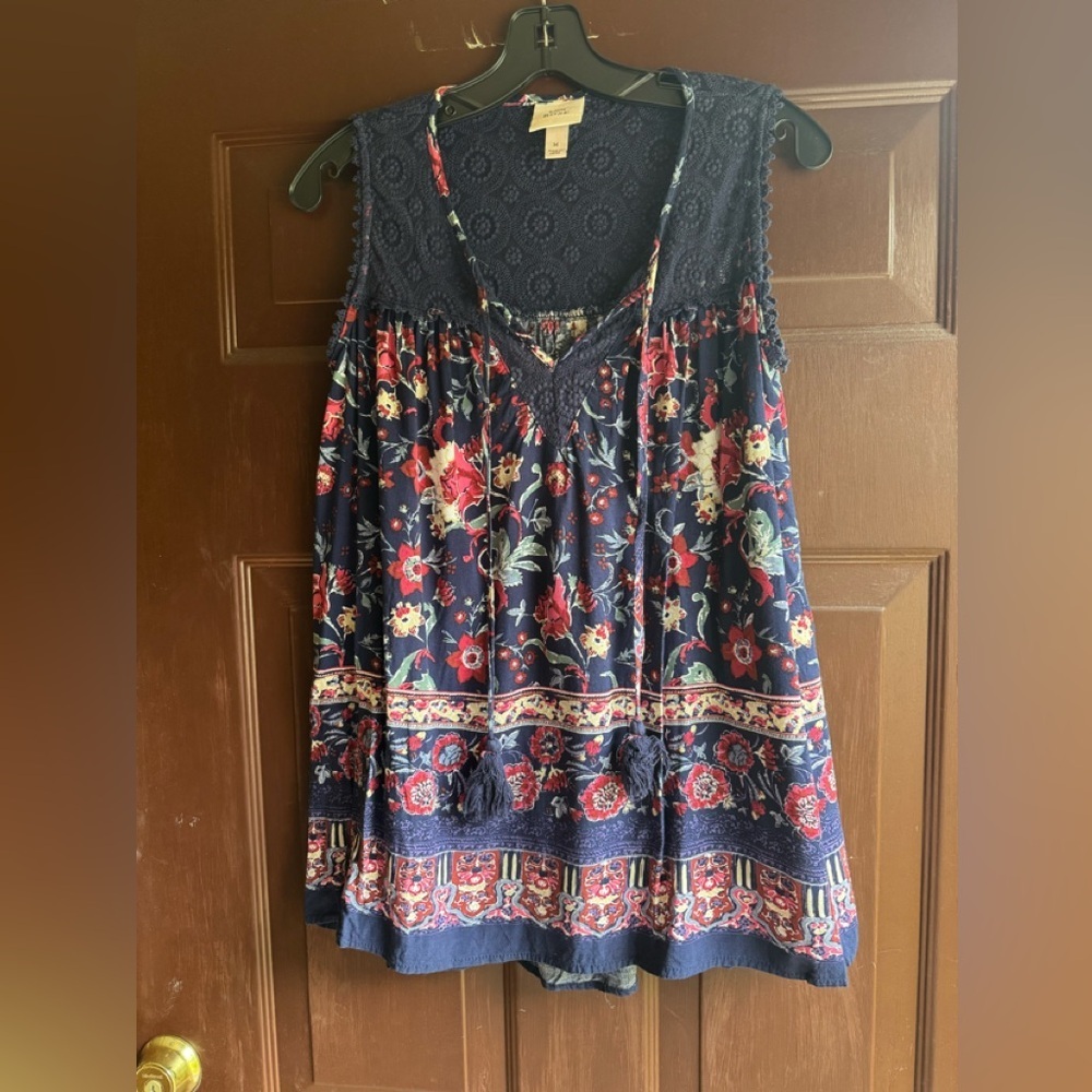 Knox Rose Blue Floral Top Size Medium